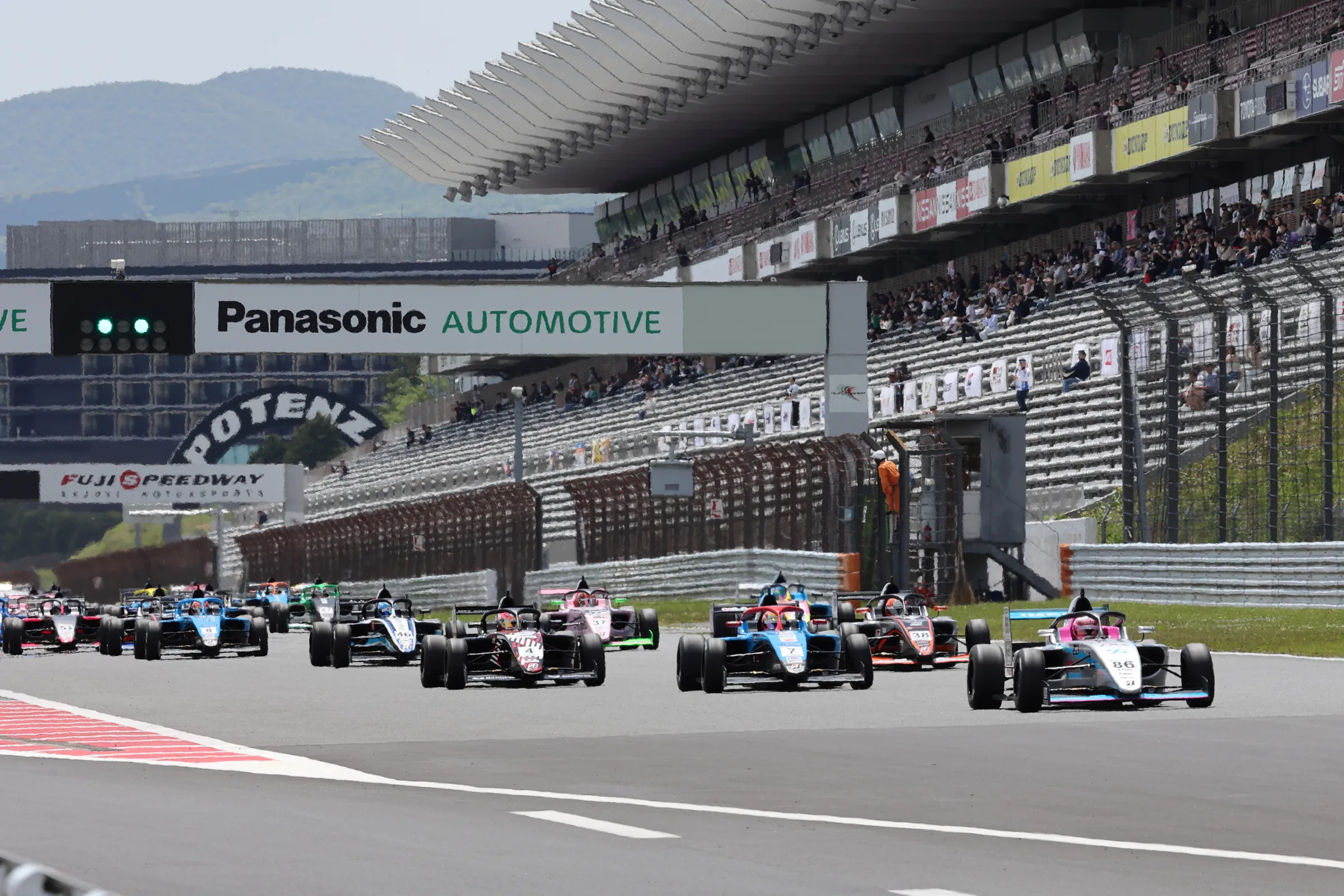 ニュースサムネイル