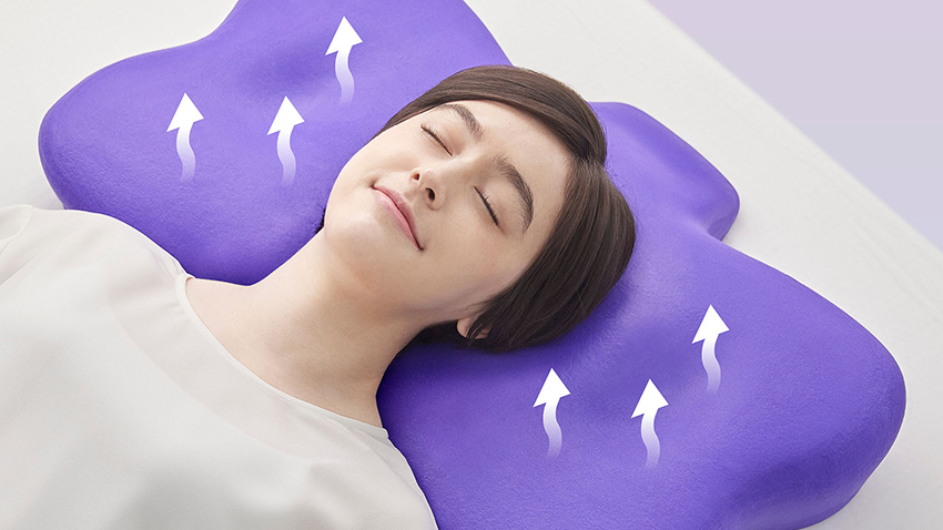 首と肩の負担を軽減し、軽やかな目覚めへ。NEWPEACE Pillow Release