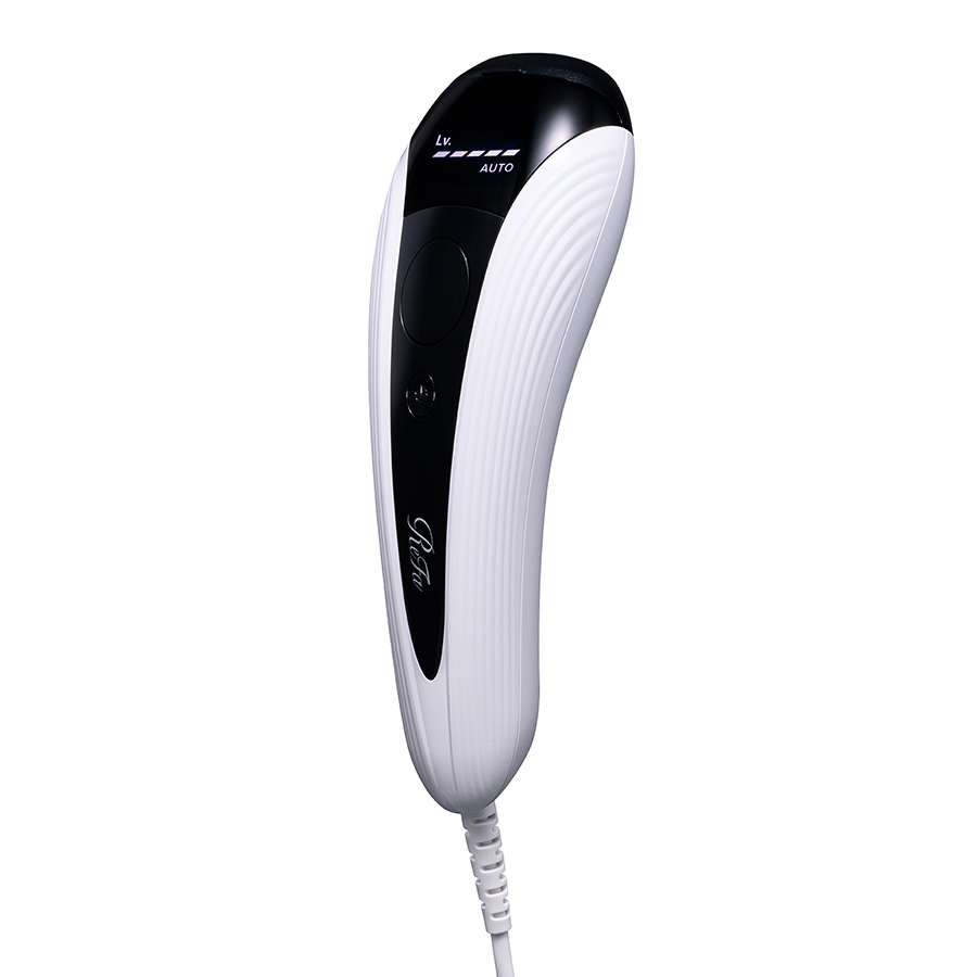 The fastest 0.2-second interval* of light power for glowing skin The fastest 0.2-second interval* of light power for glowing skin